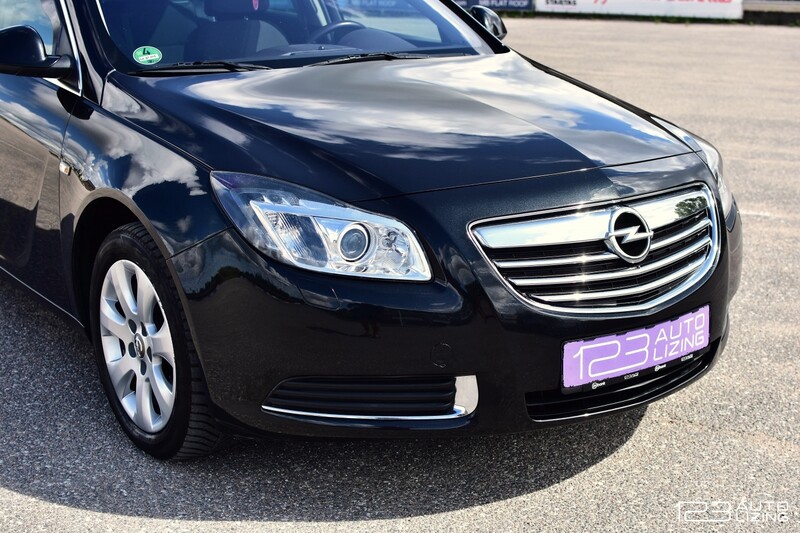 Фотография 6 - Opel Insignia 2011 г Универсал