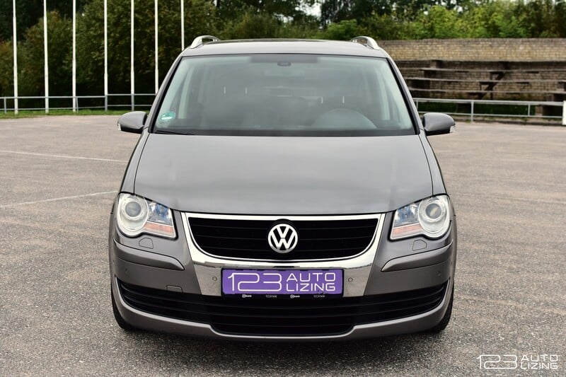 Photo 3 - Volkswagen Touran 2008 y Van