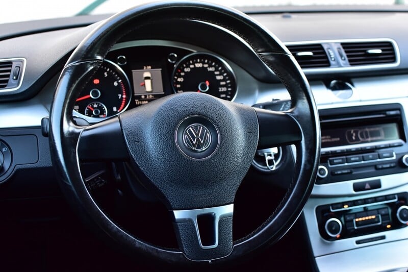 Nuotrauka 24 - Volkswagen Passat 2011 m Universalas