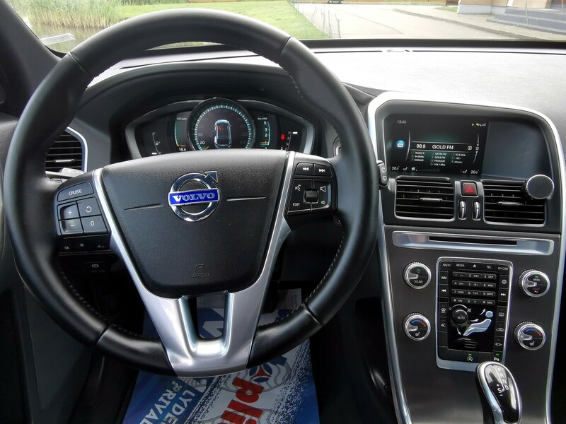 Фотография 17 - Volvo XC60 Summum 2014 г