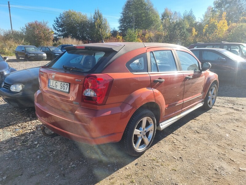 Dodge Caliber 2008 m dalys