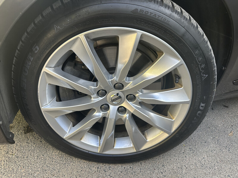 Volvo S90 light alloy R18 rims