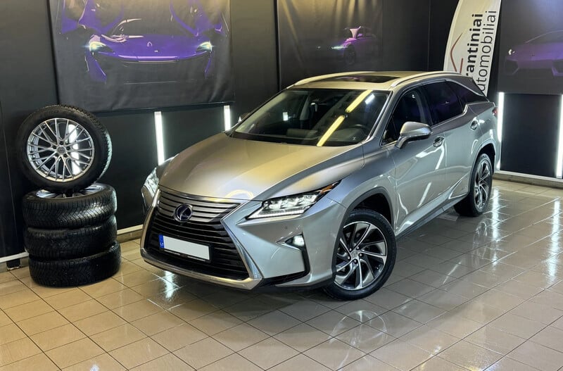 Lexus 2018 г Фургон