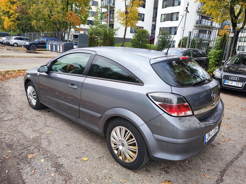 Фотография 2 - Opel Adam 2006 г Купе