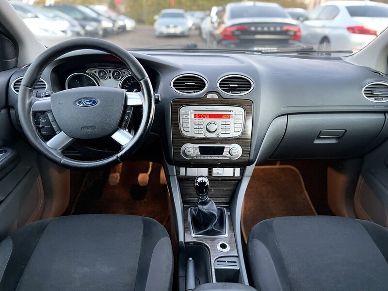 Photo 15 - Ford Focus 2008 y Hatchback