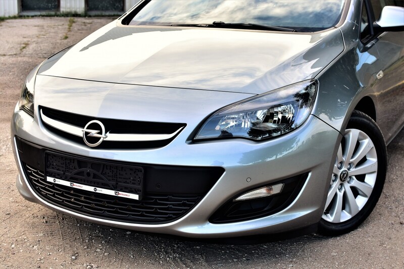 Photo 2 - Opel Astra 2014 y Wagon