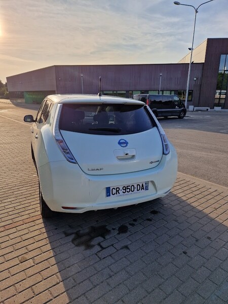 Photo 3 - Nissan Leaf 2013 y Hatchback