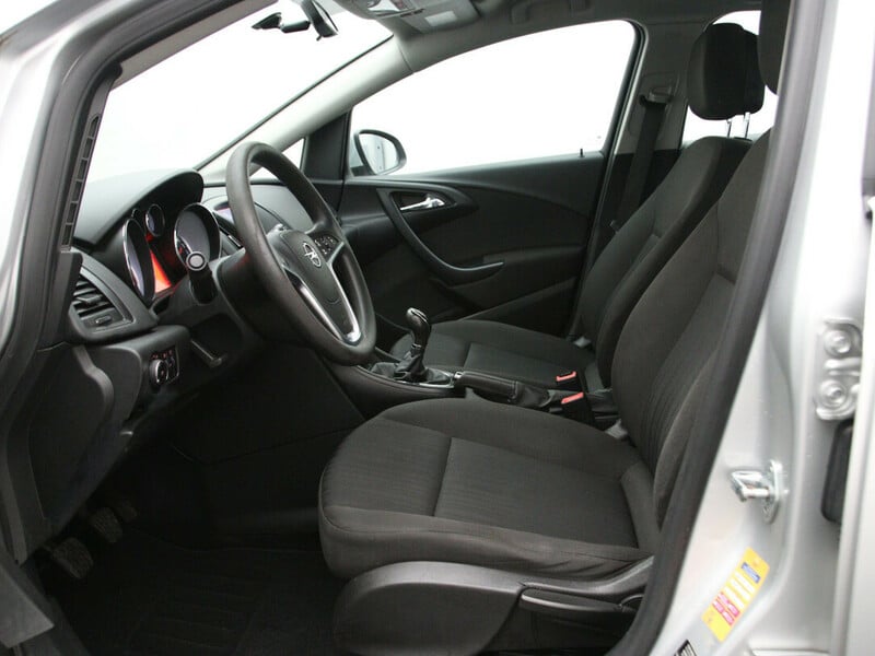 Photo 4 - Opel Astra 2012 y Wagon