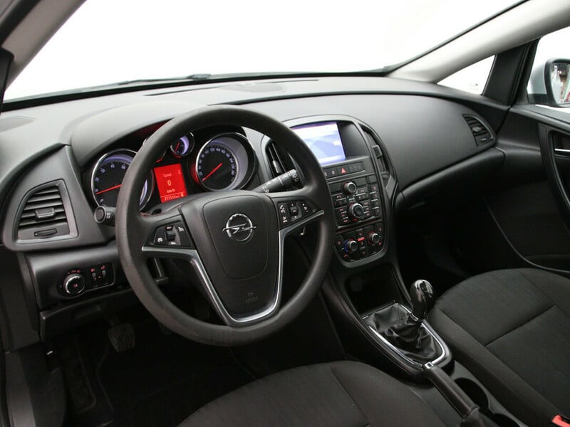 Photo 16 - Opel Astra 2012 y Wagon