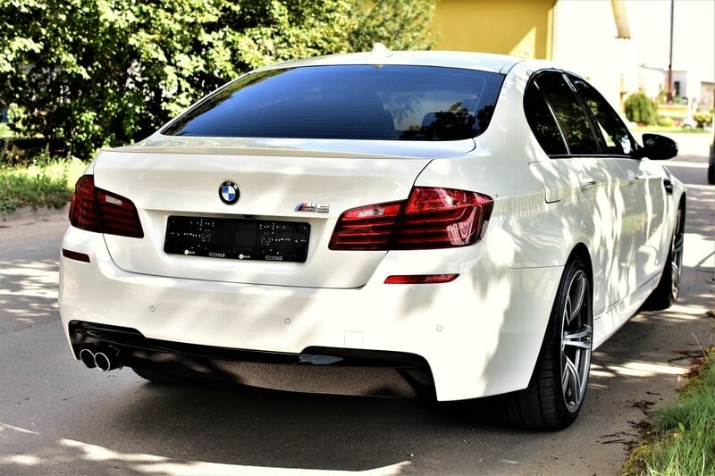 Photo 9 - Bmw 530 2016 y Sedan