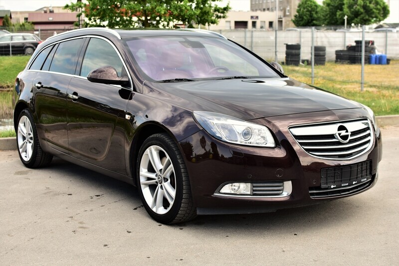 Фотография 4 - Opel Insignia 2012 г Универсал