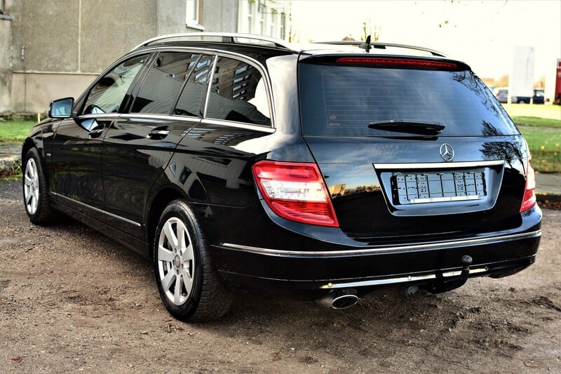 Фотография 5 - Mercedes-Benz C220 2010 г Универсал