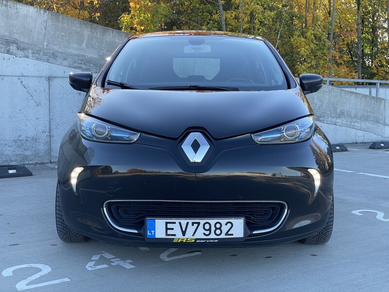 Фотография 2 - Renault Zoe 2017 г Хэтчбек