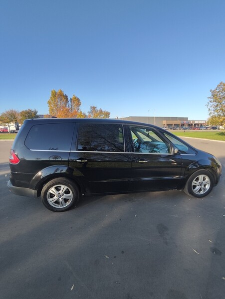 Photo 2 - Ford Galaxy 2009 y Van