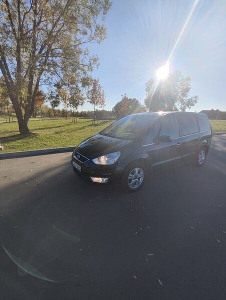 Photo 4 - Ford Galaxy 2009 y Van