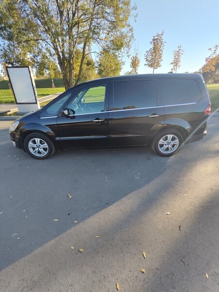 Photo 3 - Ford Galaxy 2009 y Van