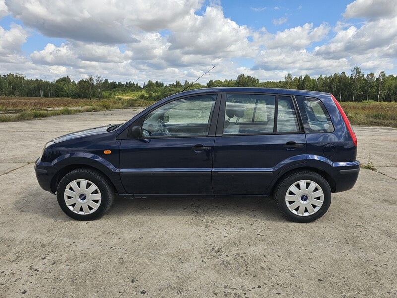 Photo 8 - Ford Fusion 2004 y Hatchback