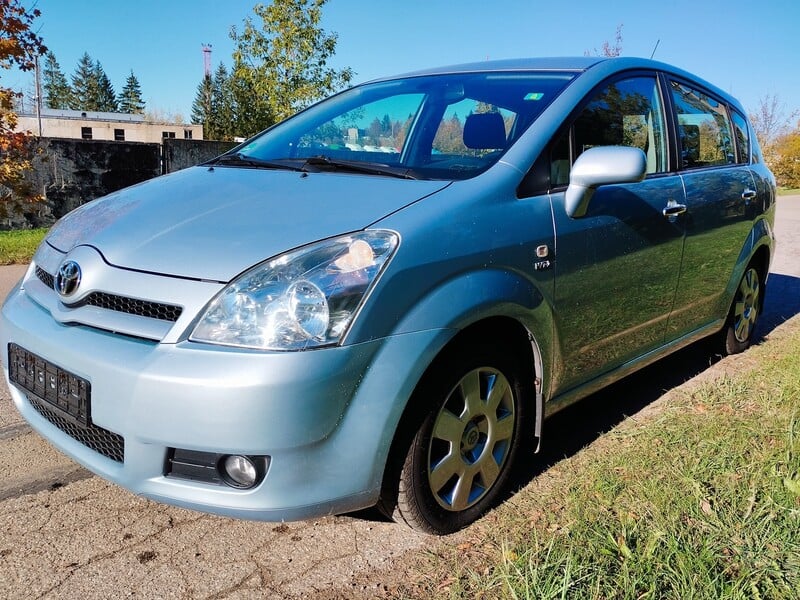 Nuotrauka 2 - Toyota Corolla Verso 2005 m Vienatūris