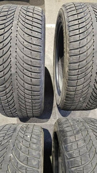 Photo 9 - Michelin Latitude Alpin R19 winter tyres passanger car