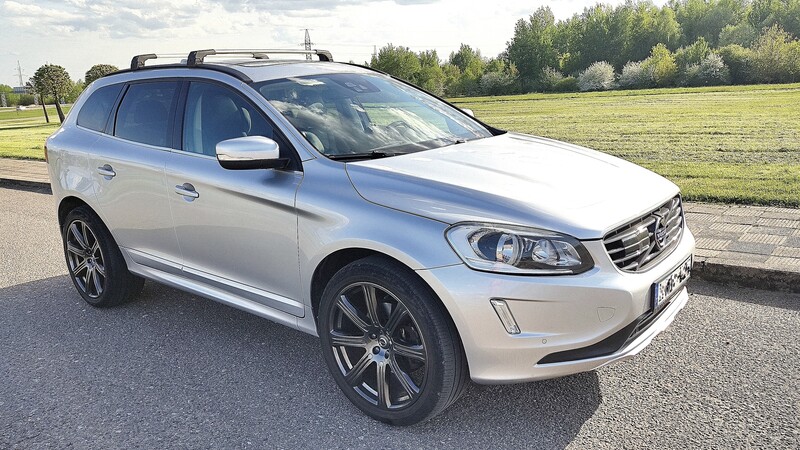 Volvo XC60 2015 г Внедорожник / Кроссовер