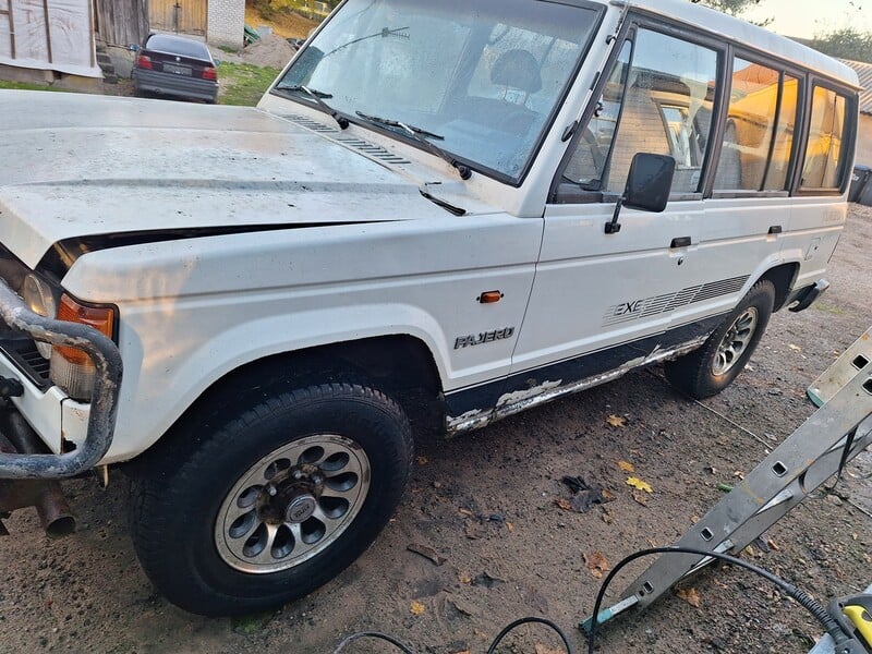 Mitsubishi Pajero 1991 г Внедорожник / Кроссовер