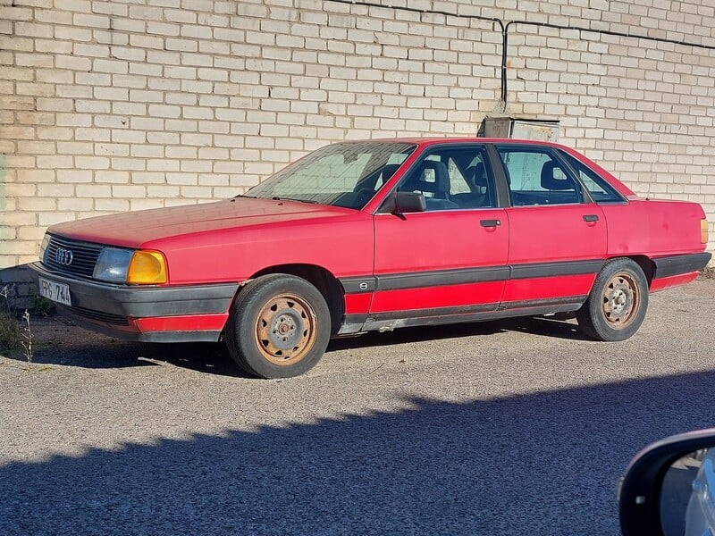 Audi 100 1990 y Sedan