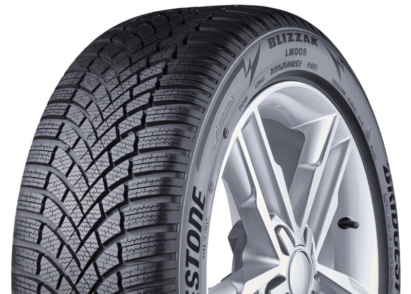 Bridgestone Bridgestone Blizzak  R17 winter tyres passanger car