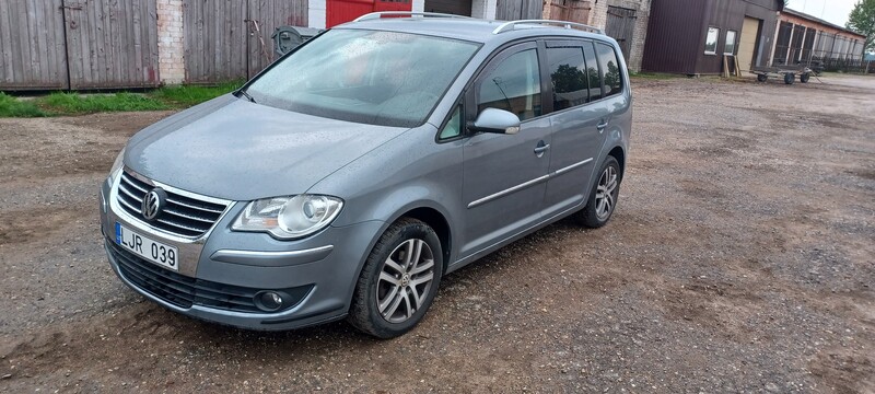 Volkswagen Touran 2008 y Van