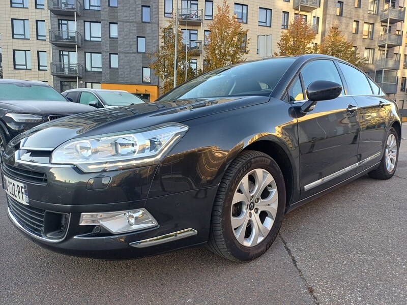 Citroen C5 2011 y Sedan