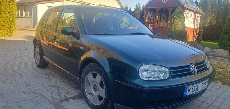 Photo 3 - Volkswagen Golf 2001 y Hatchback