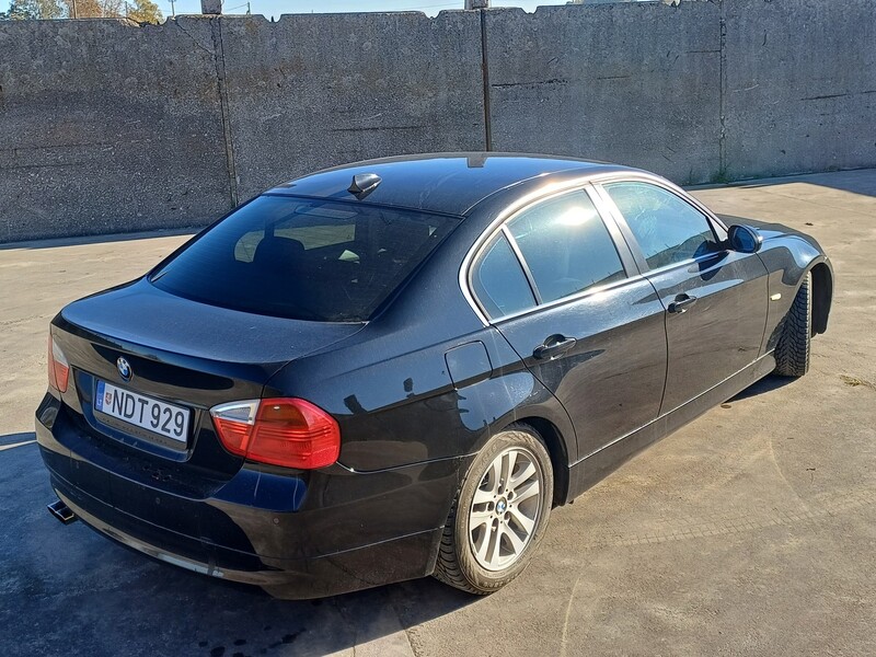 Photo 4 - Bmw 325 E90 2006 y