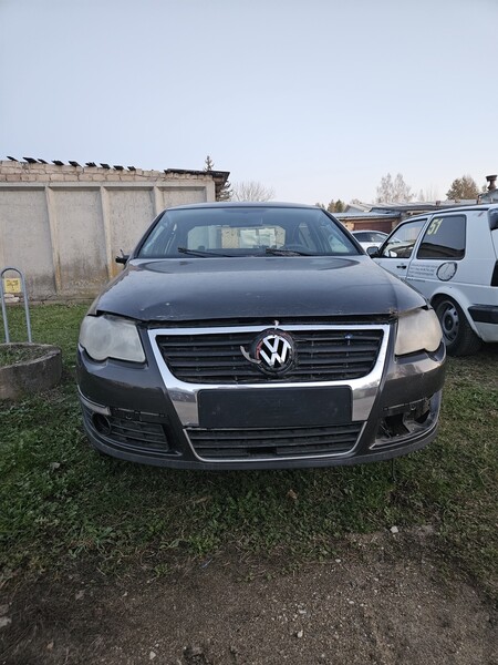 Volkswagen Passat B6 2006 y parts