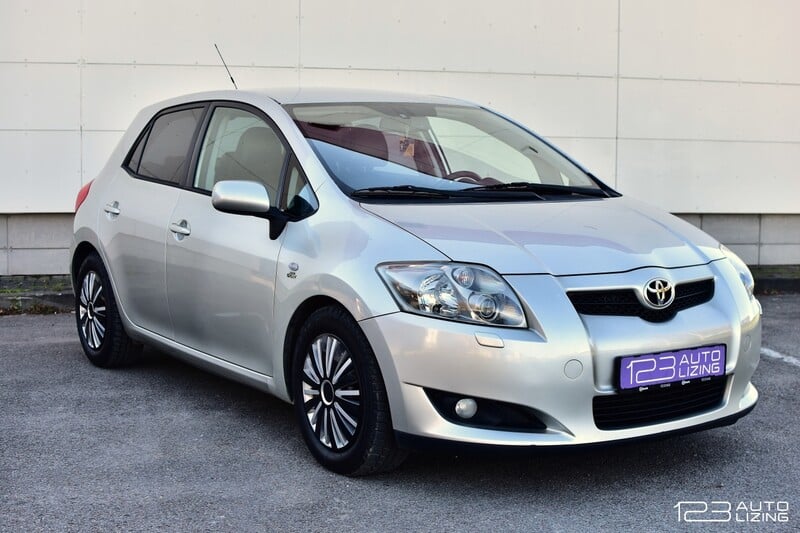 Photo 5 - Toyota Auris 2009 y Hatchback