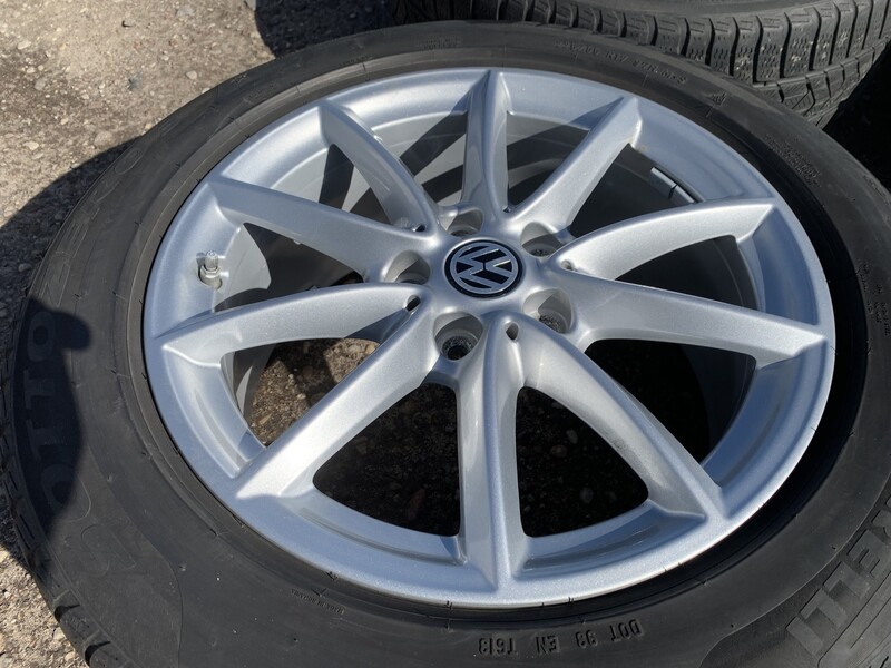 Photo 3 - Volkswagen Siunciam, 7.5J ET52 light alloy R17 rims