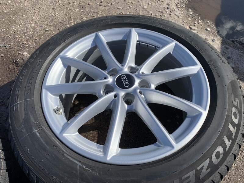 Photo 4 - Audi Siunciam, 7.5J ET52 light alloy R17 rims