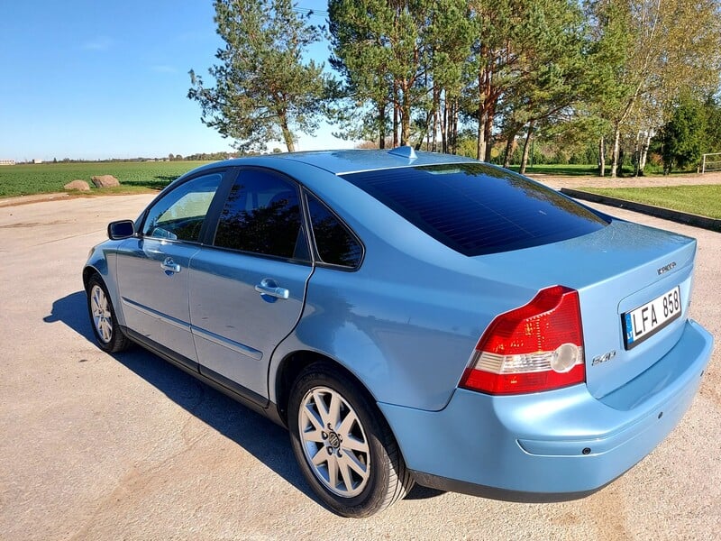 Photo 4 - Volvo S40 2005 y Sedan