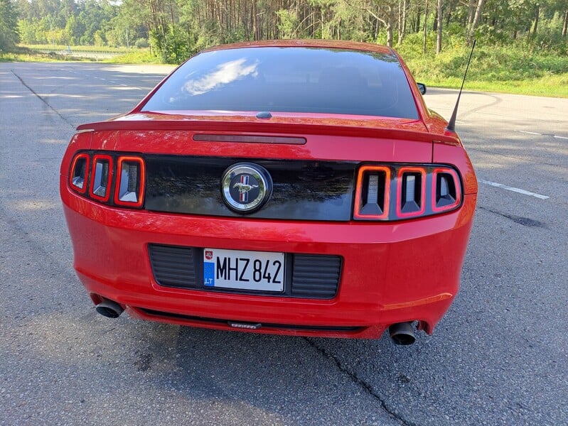 Фотография 13 - Ford Mustang 2013 г Купе