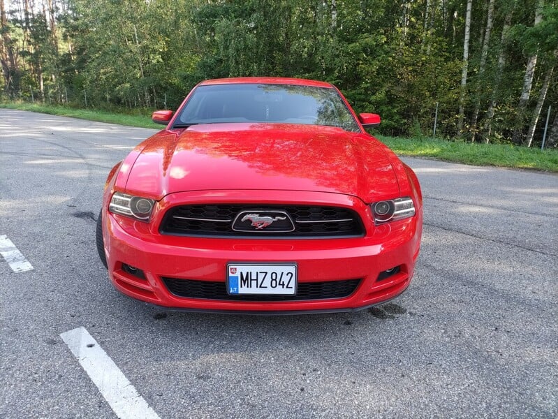 Фотография 14 - Ford Mustang 2013 г Купе