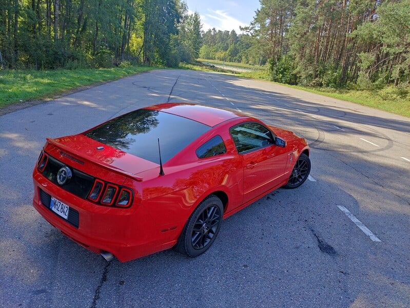 Фотография 15 - Ford Mustang 2013 г Купе