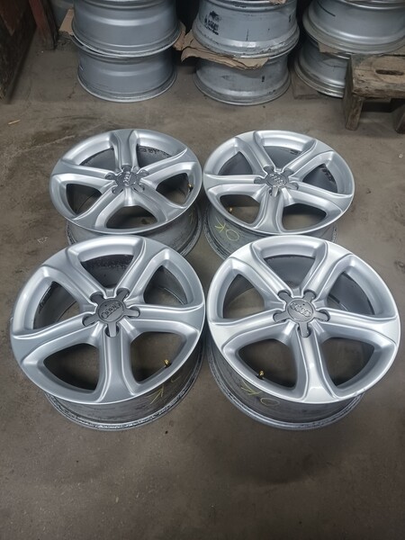 Photo 7 - Audi light alloy R17 rims