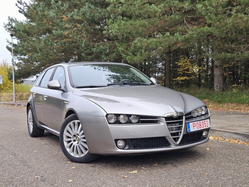 Фотография 4 - Alfa Romeo 159 2007 г Универсал