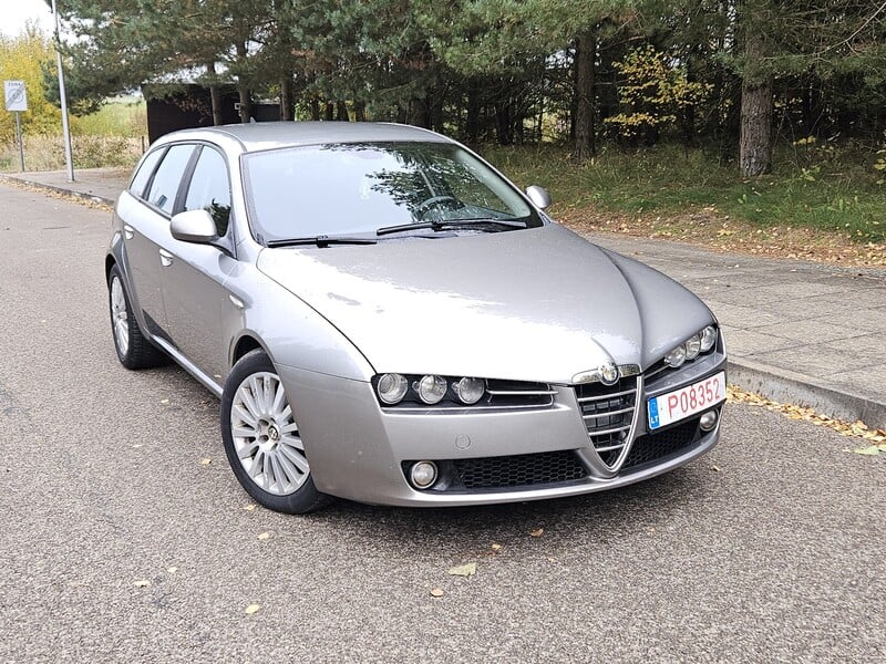 Фотография 3 - Alfa Romeo 159 2007 г Универсал