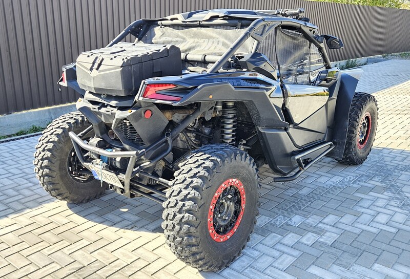 Photo 5 - Can-Am Maverick 2019 y ATV motorcycle