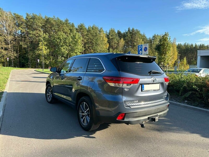 Photo 3 - Toyota Highlander III XLE AWD 2018 y