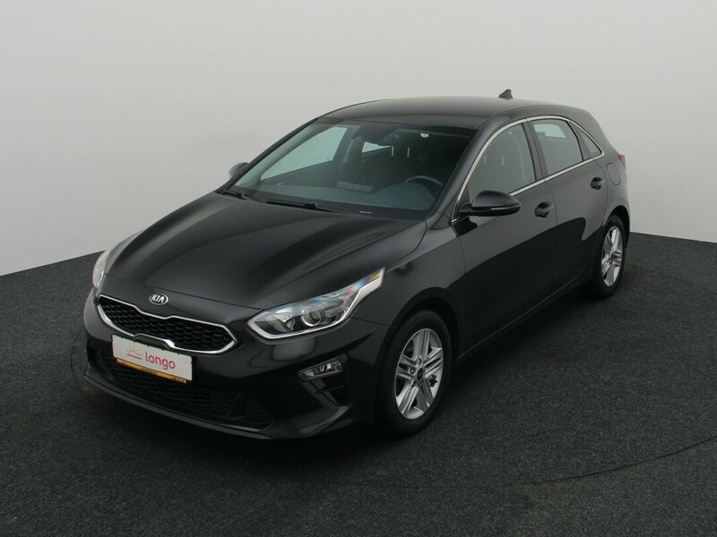 Kia Cee&apos;d 2019 y Hatchback