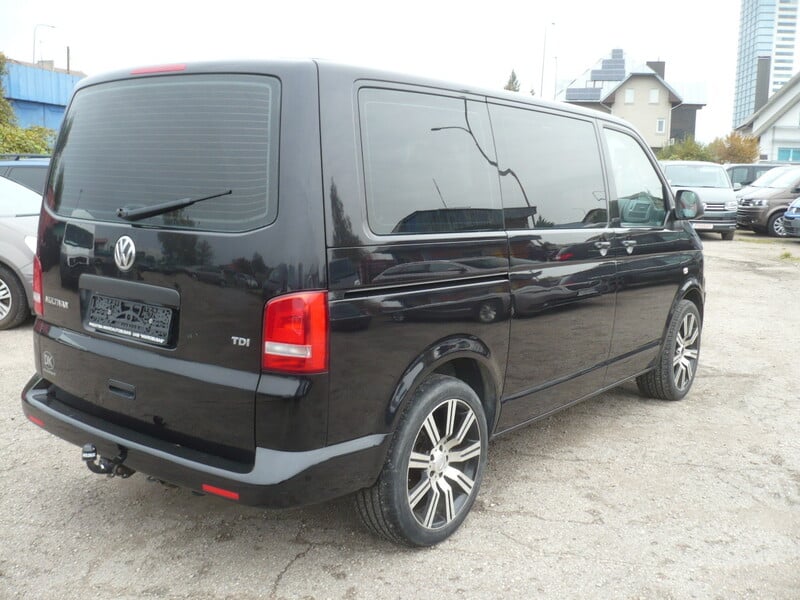 Фотография 5 - Volkswagen Multivan 2012 г Минивэн