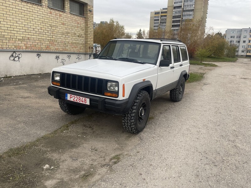 Photo 2 - Jeep Cherokee 1991 y Off-road / Crossover