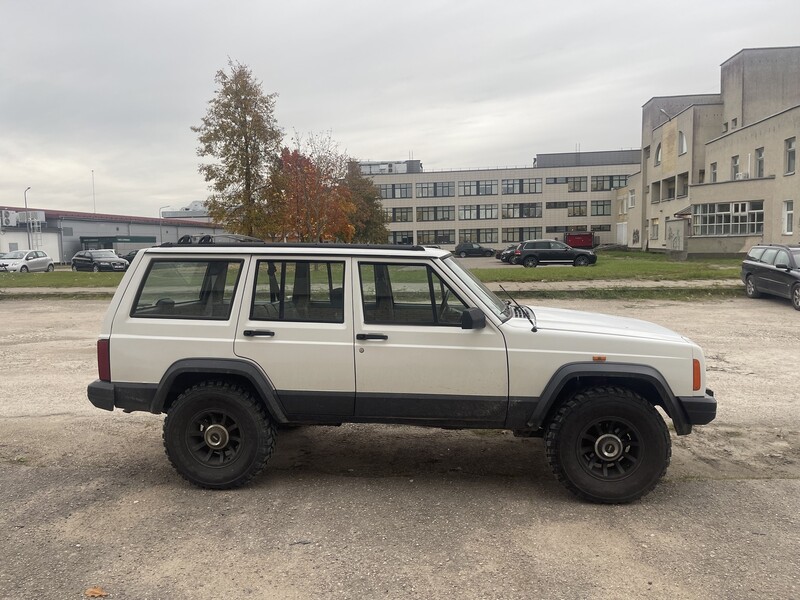 Photo 5 - Jeep Cherokee 1991 y Off-road / Crossover