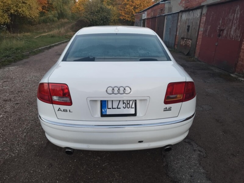 Photo 2 - Audi A8 2007 y Sedan