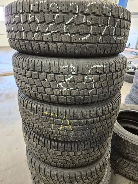 R15C winter tyres minivans